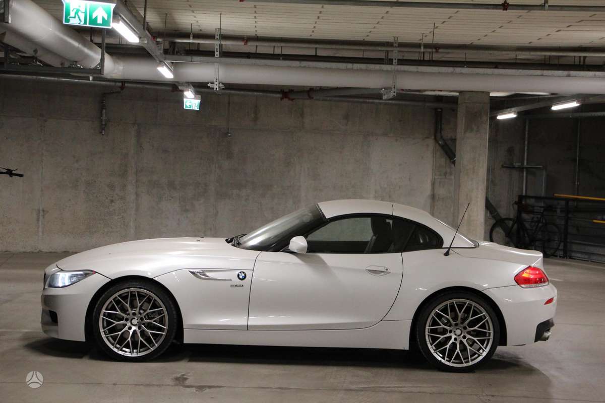 BMW Z4, 2.0 l., convertible