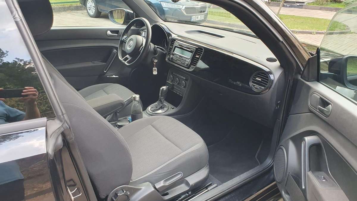 Volkswagen Beetle, 1.2 l., Хэтчбек