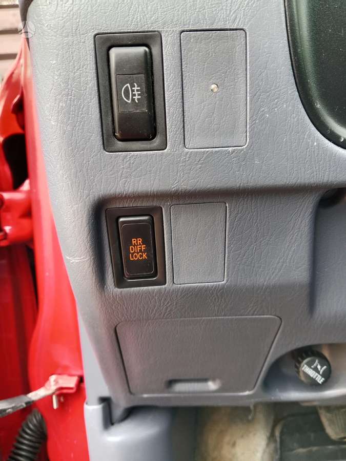 Toyota Hilux - 6