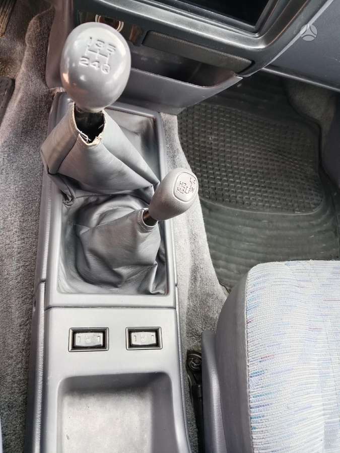 Toyota Hilux - 11