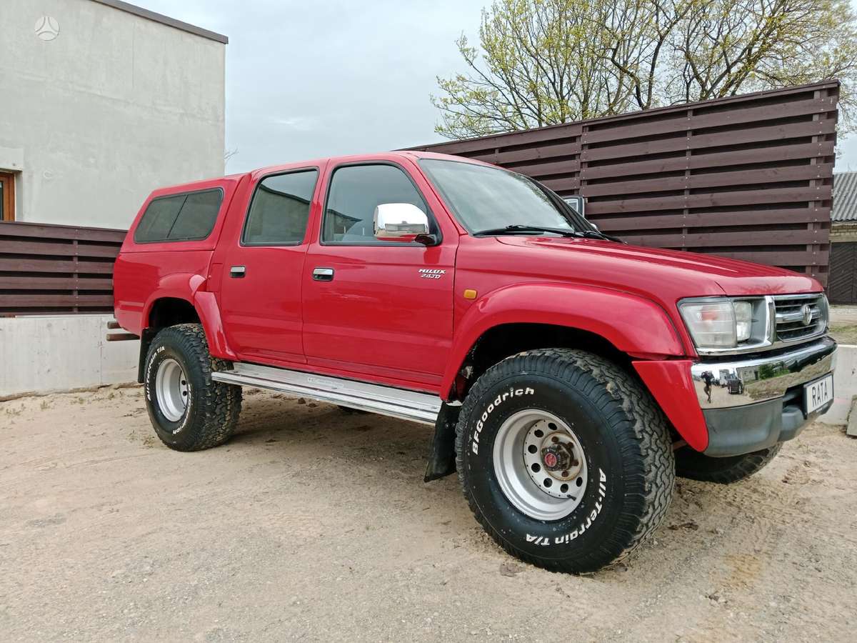 Toyota Hilux - 5