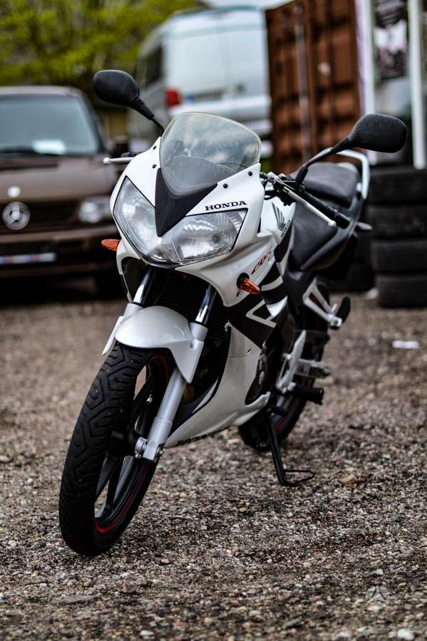 Honda CBR 125cc, street / classic