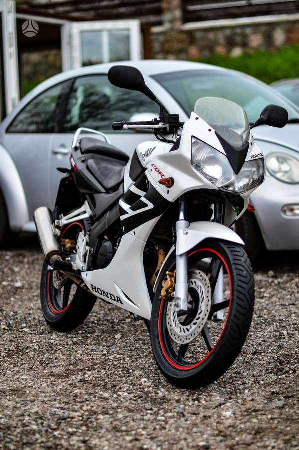 Honda CBR 125cc, street / classic