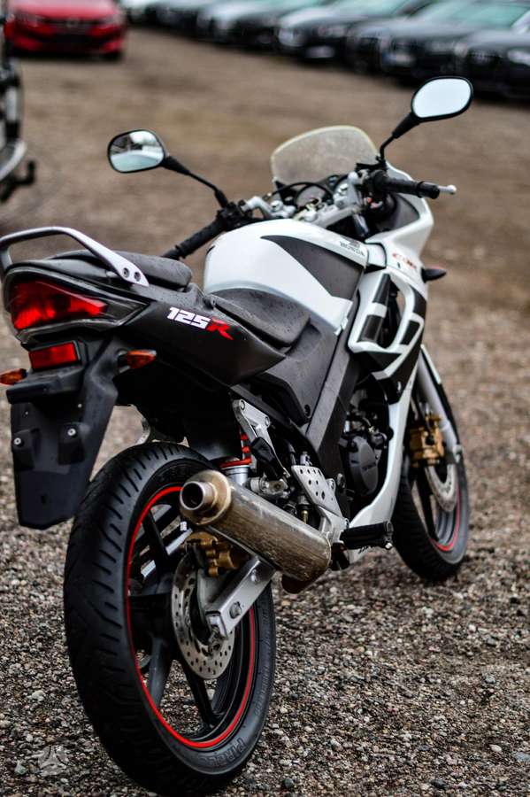 Honda CBR 125cc, street / classic