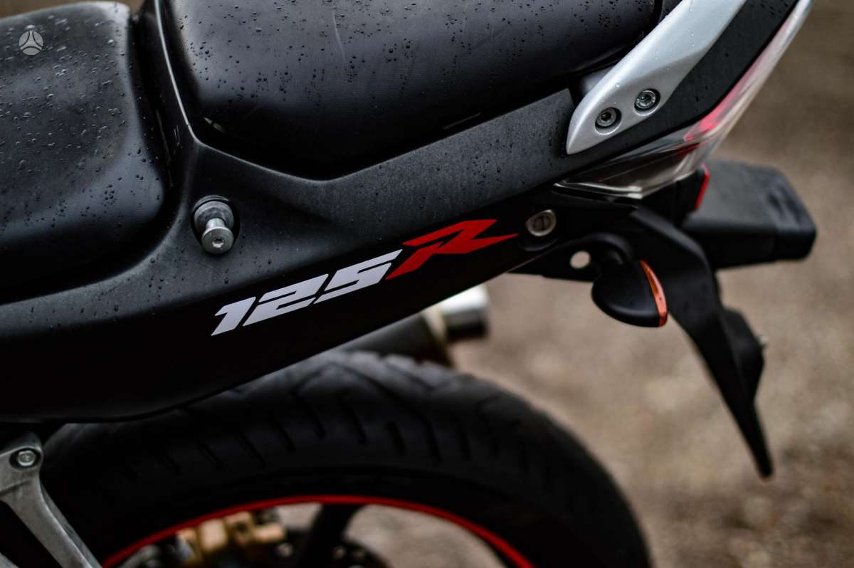 Honda CBR 125cc, street / classic