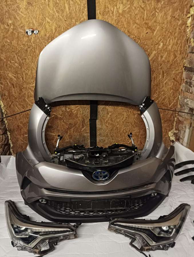 Toyota C-HR детали кузова