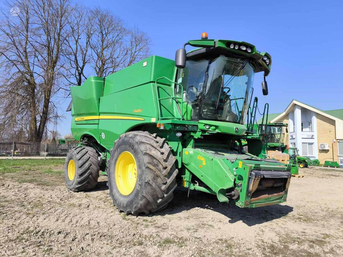 John Deere S685, комбайны