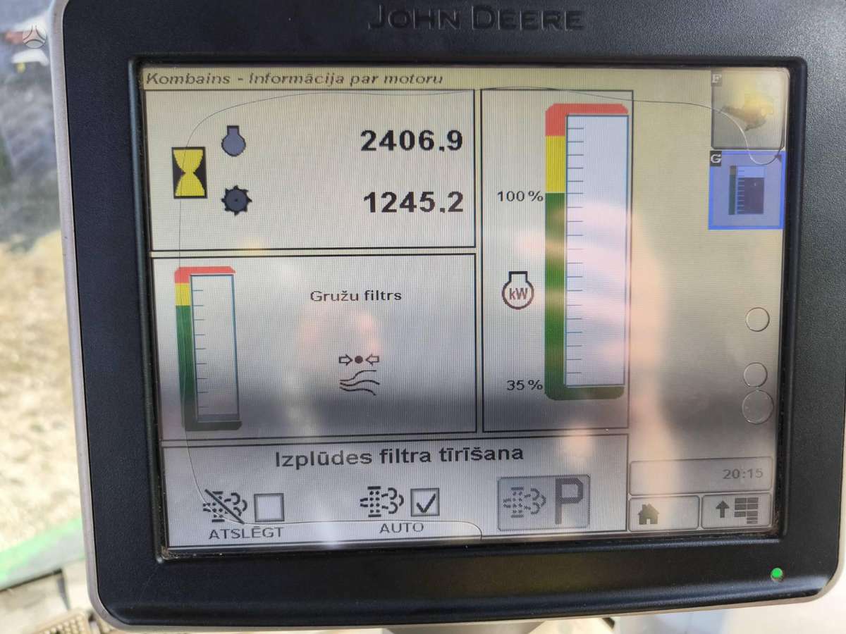 John Deere S685, kombaini