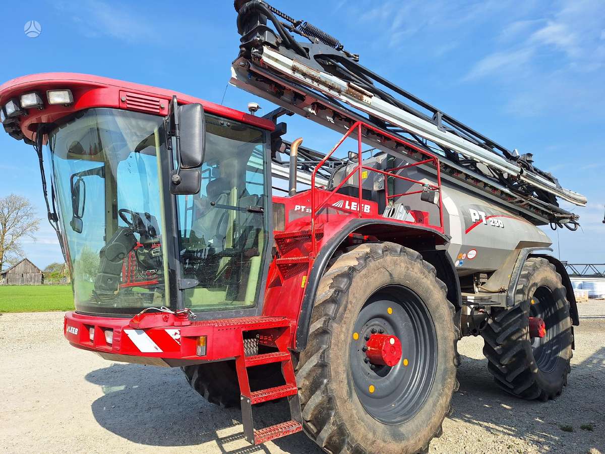 Horsch Leeb PT 230, самоходные разбрызгиватели
