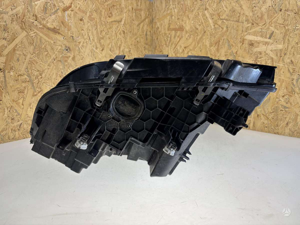 BMW X7, 9852956, Cen25811