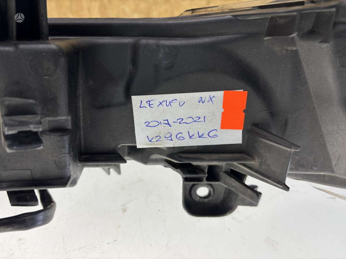 Lexus NX klasė Cen25821