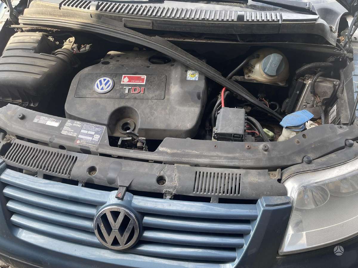 Volkswagen Sharan for parts