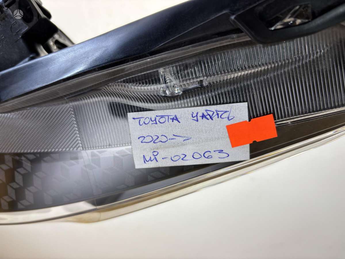 Toyota Yaris Cen25854