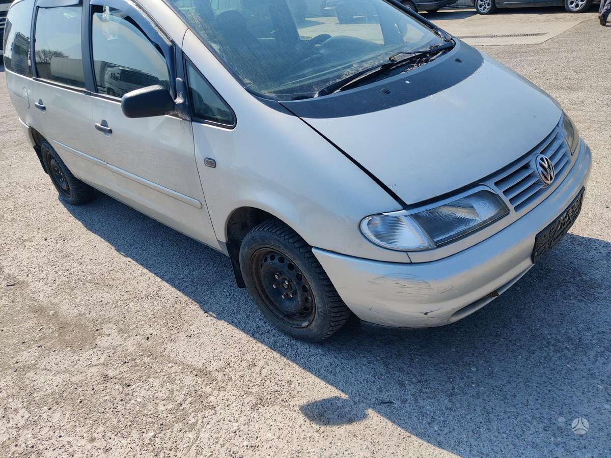 Volkswagen Sharan по частям