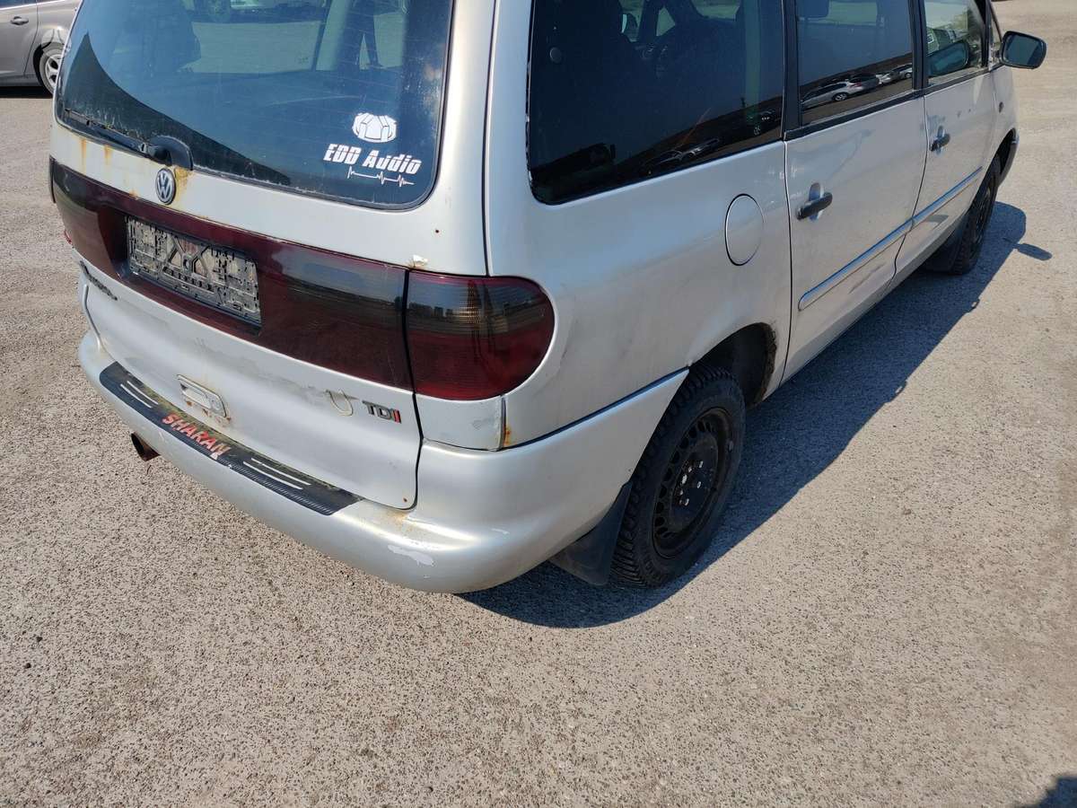 Volkswagen Sharan dalimis
