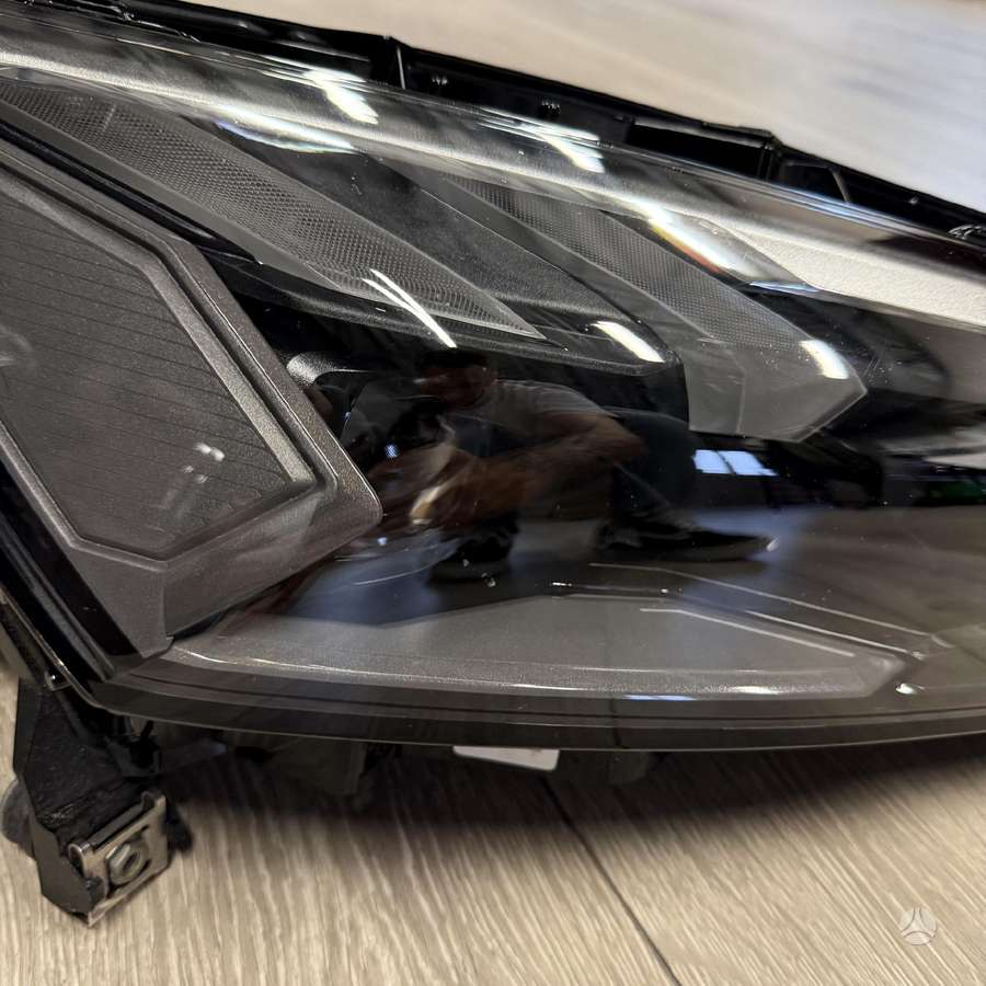 Audi e-tron GT lights