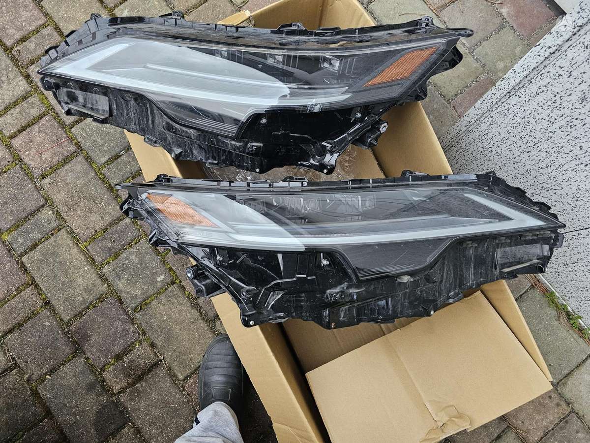 Lexus RX klasė body parts