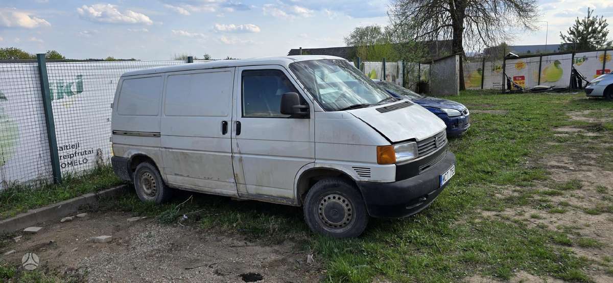 Volkswagen Transporter, preču
