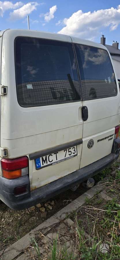 Volkswagen Transporter, preču