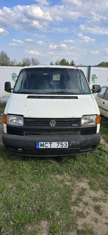 Volkswagen Transporter, cargo vans