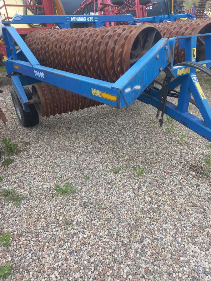 Dalbo MINIMAX 630, dirvos tankinimo, lyginimo volai