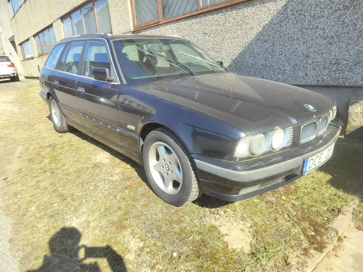 BMW 525, 2.5 l., Универсал