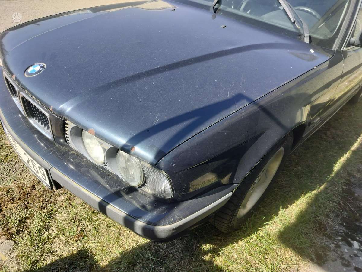 BMW 525, 2.5 l., Универсал