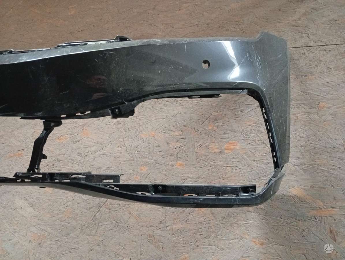 Volkswagen Passat bumpers, lights