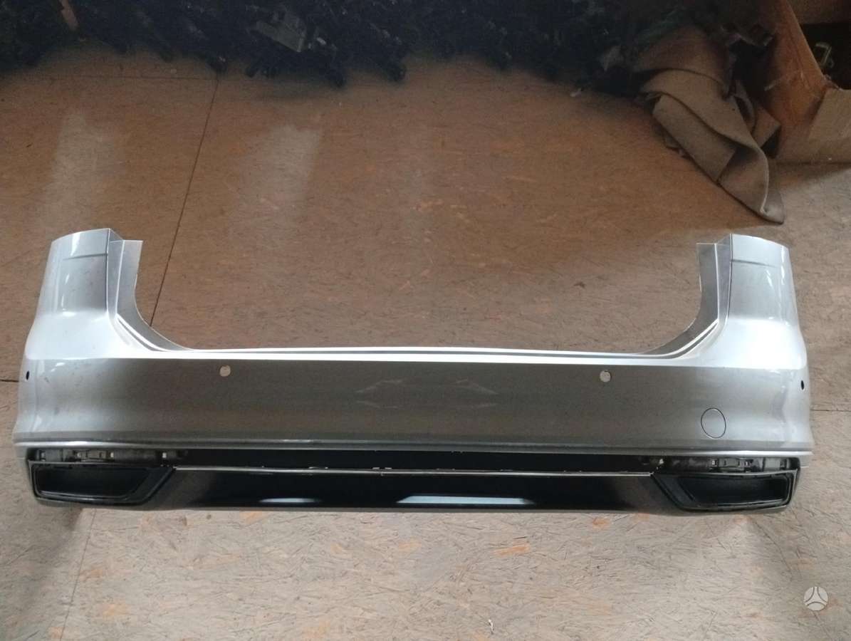 Volkswagen Passat bumpers, lights