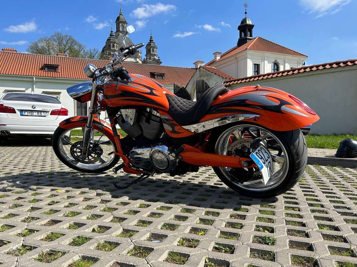 Victory Jackpot 1700cc, choppers / cruisers / custom