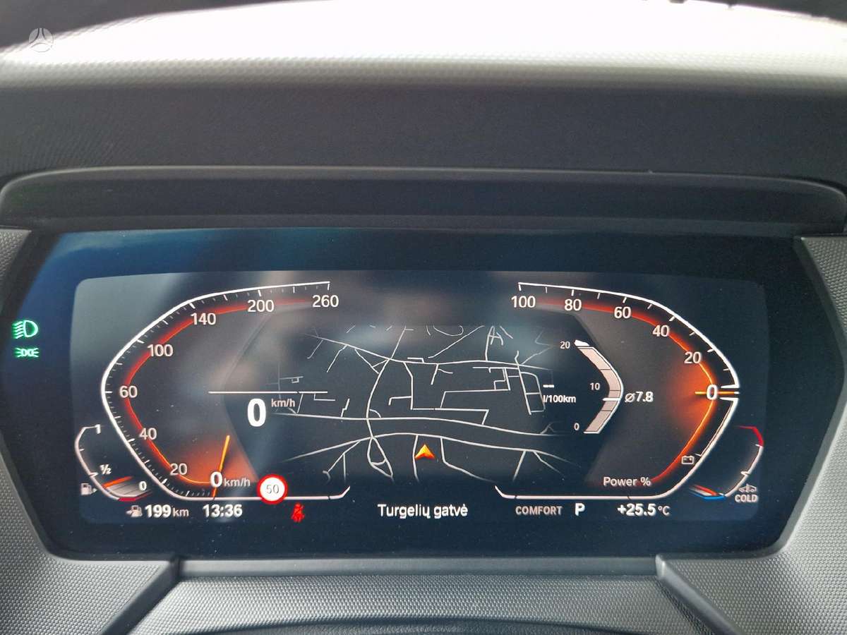 BMW 118, 1.5 l., hatchback