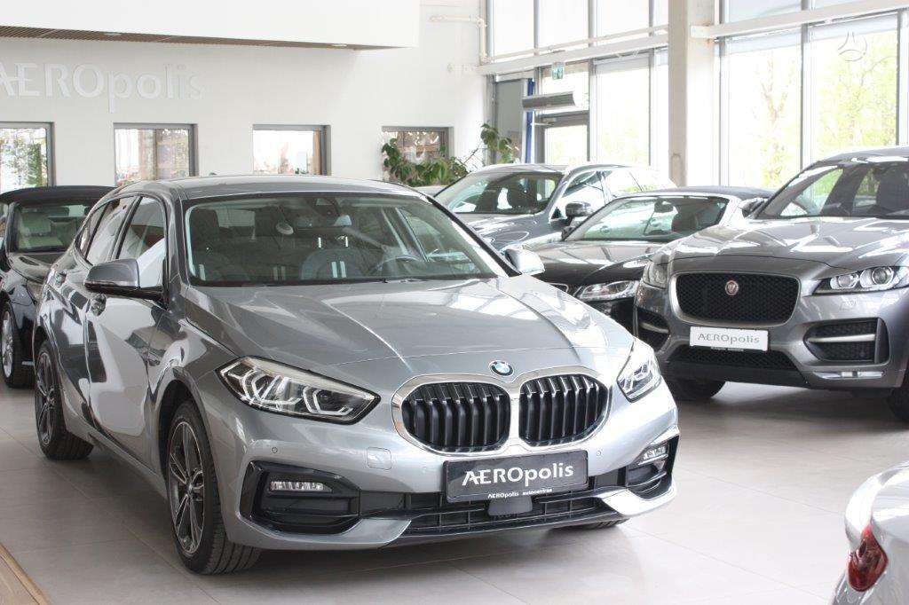 BMW 118, 1.5 l., hatchback