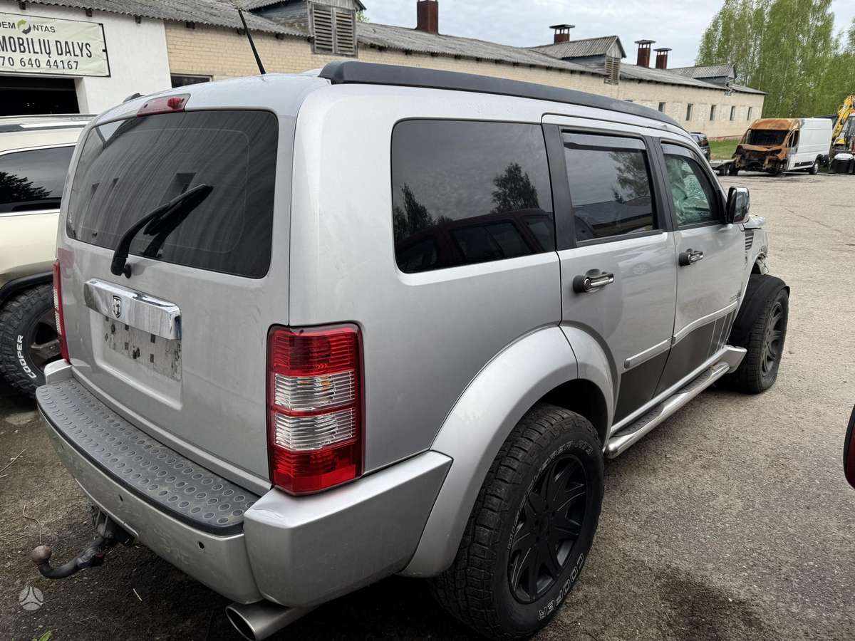 Dodge Nitro