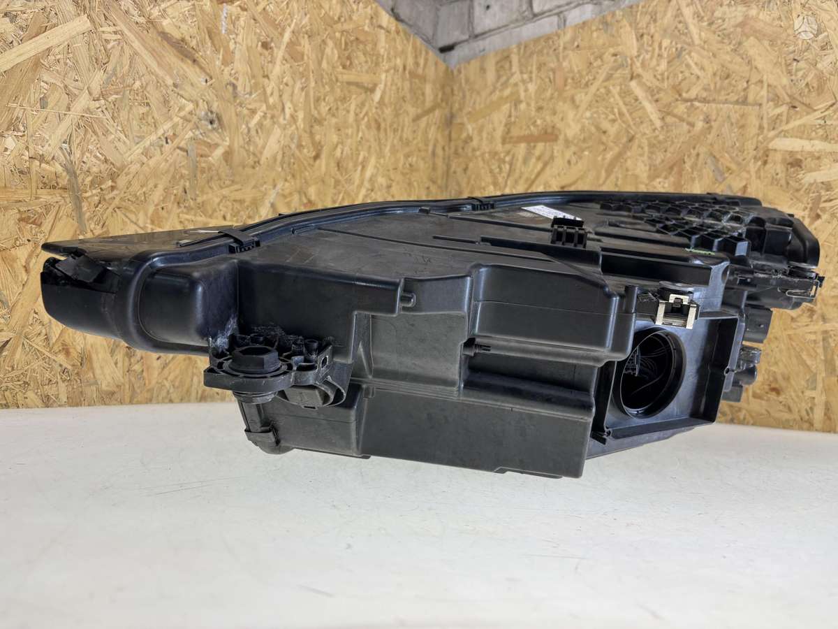 Audi Q8 e-tron, 4KE941040, Cen25771