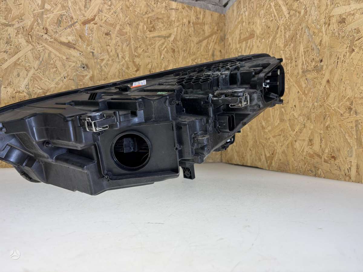 Audi Q8 e-tron, 4KE941040, Cen25771