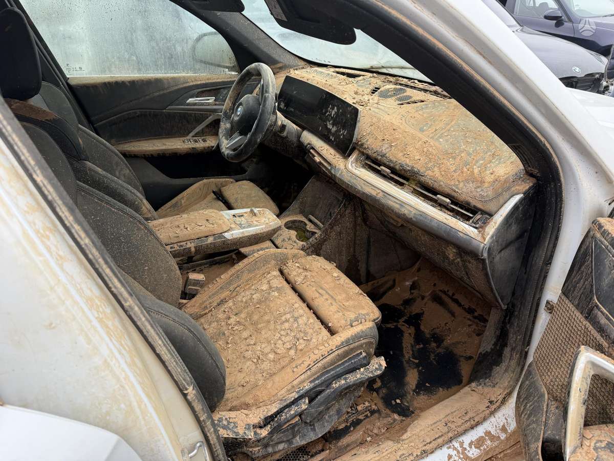 BMW X1 по частям