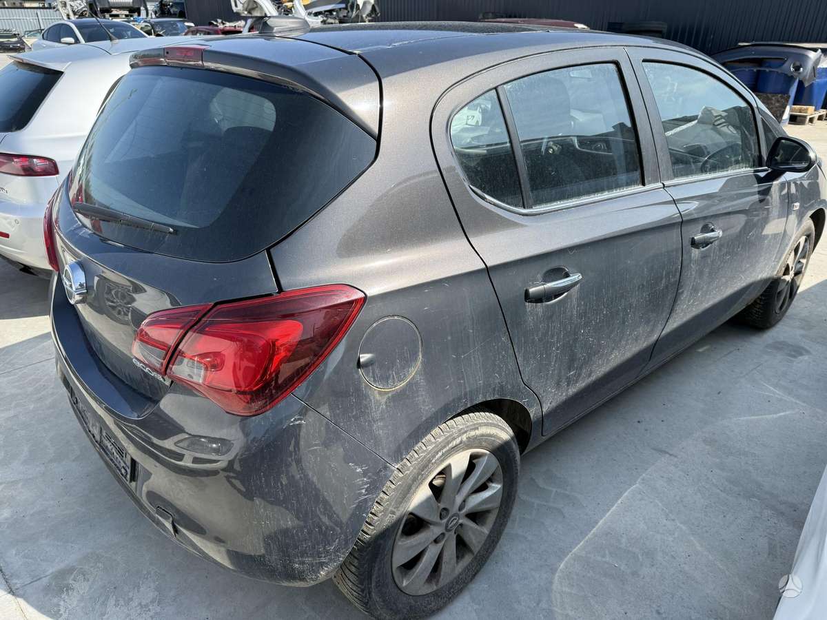 Opel Corsa по частям