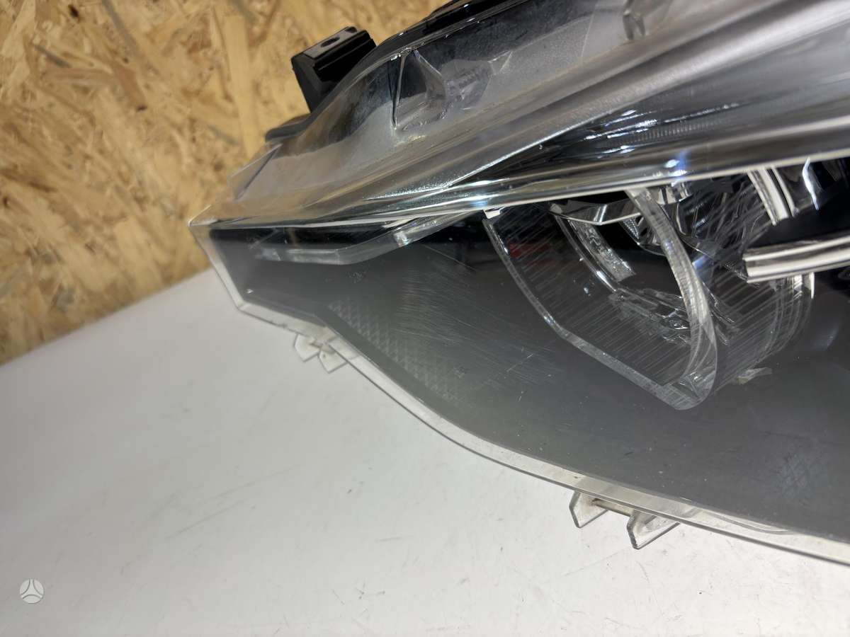 BMW 3 serija, 8492473, Cen25639