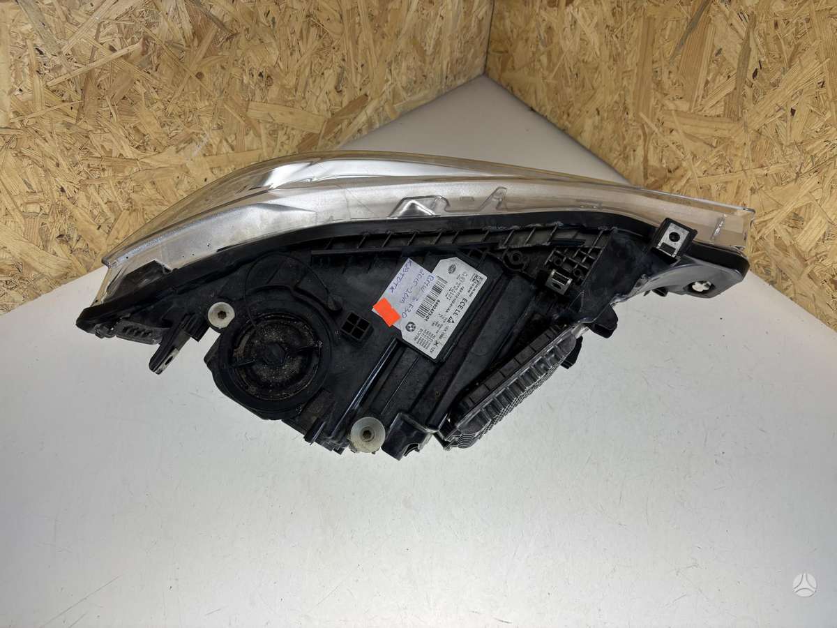 BMW 3 serija, 8492473, Cen25639