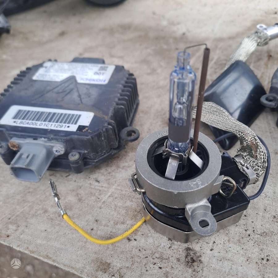 Subaru Forester elektros sistemos dalys