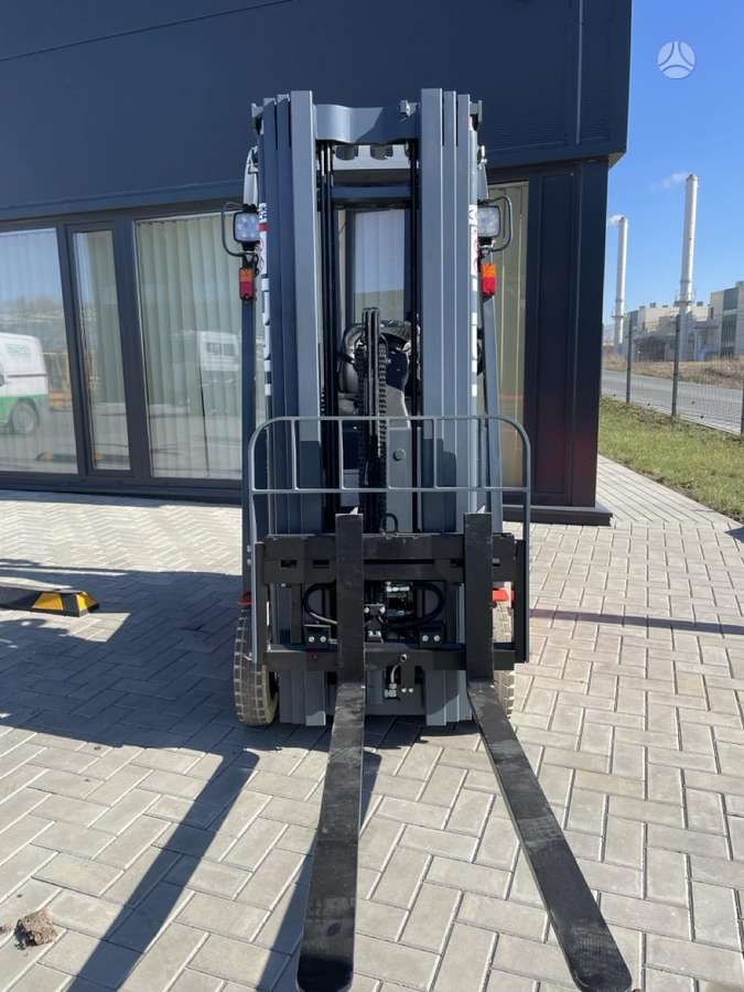 Heli CPD12SQ-A5LIH4, forklifts
