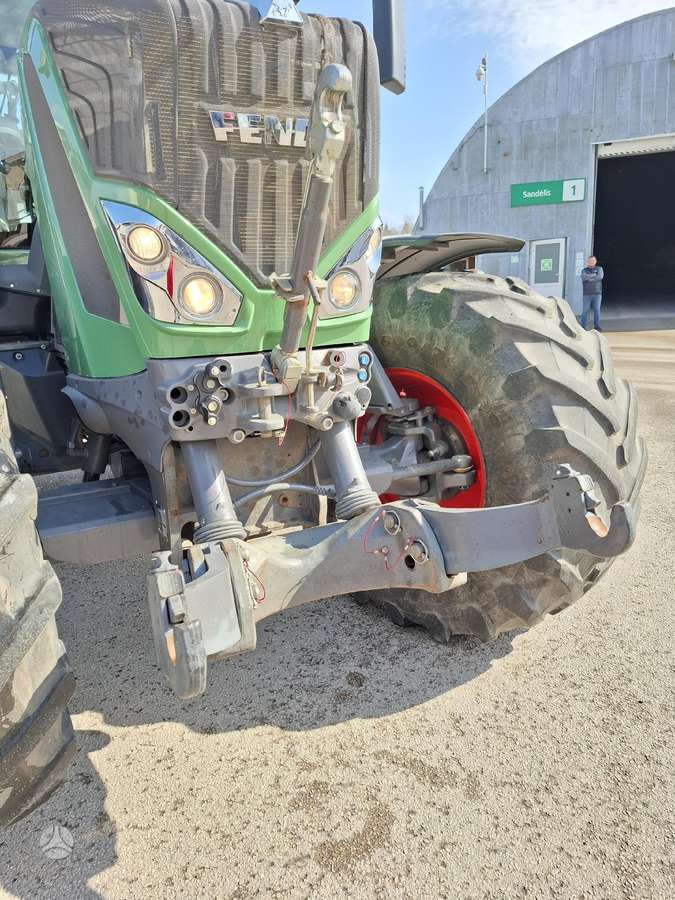 Fendt 828 Vario Profi Plus (new engi, tractors