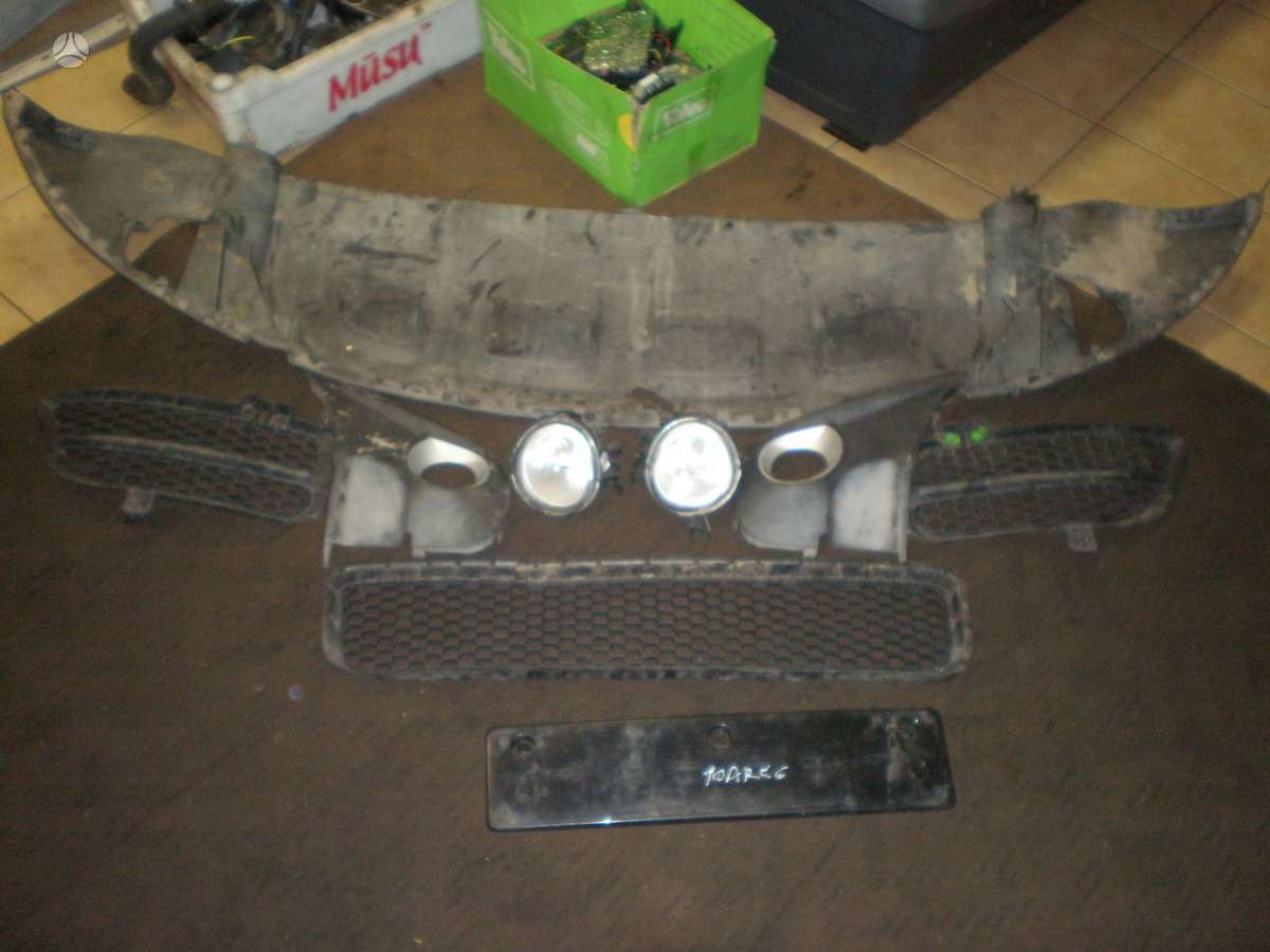 Volkswagen Touareg shock absorber