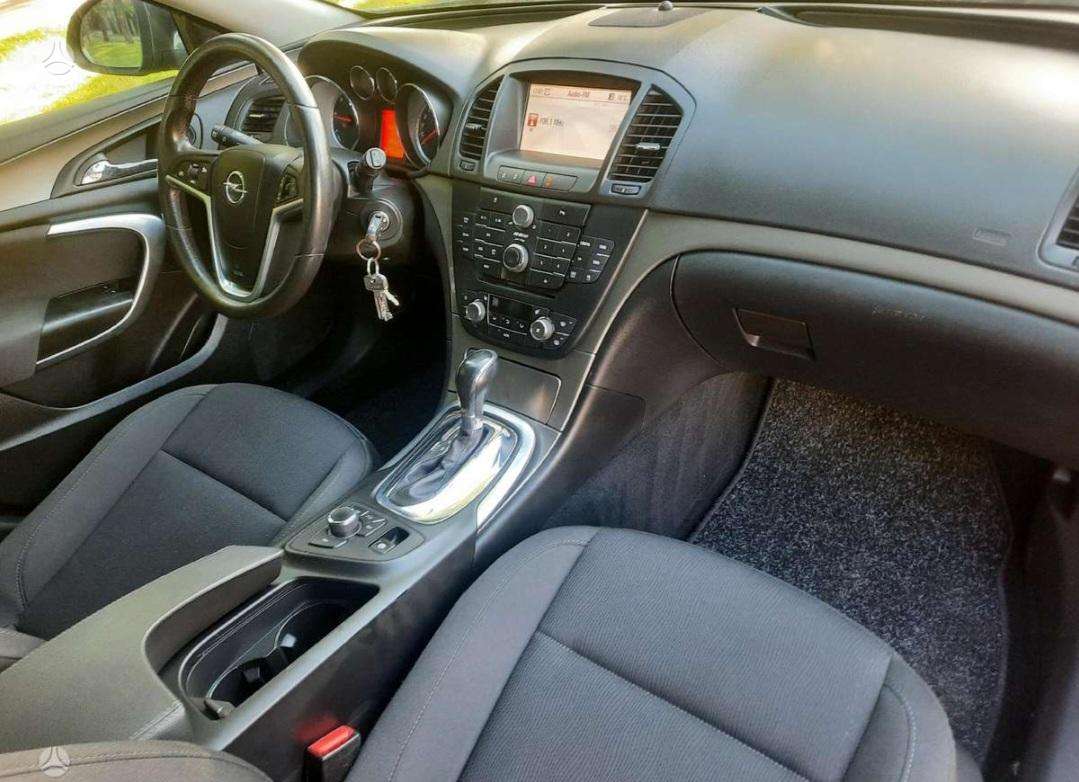 Opel Insignia, 2.0 l., Универсал