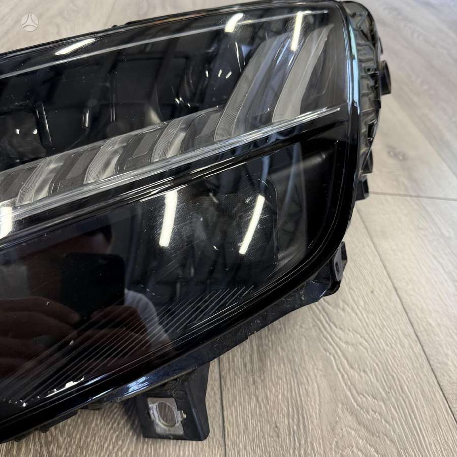 Audi Q8 фары
