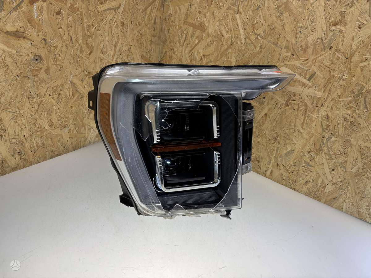 Ford Raptor Cen25774