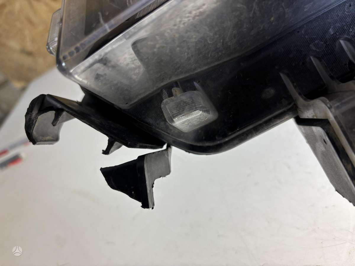 Ford Raptor Cen25774