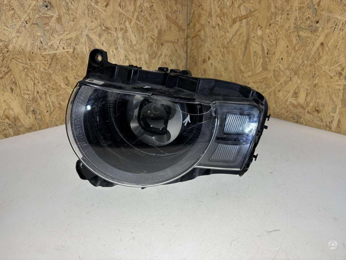 Land Rover Defender, L8B213W030HJ, Cen25683