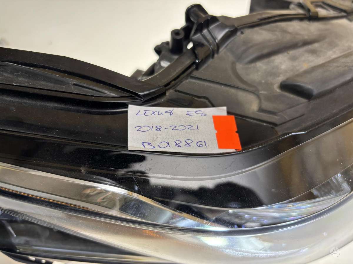 Lexus ES klasė Cen25690
