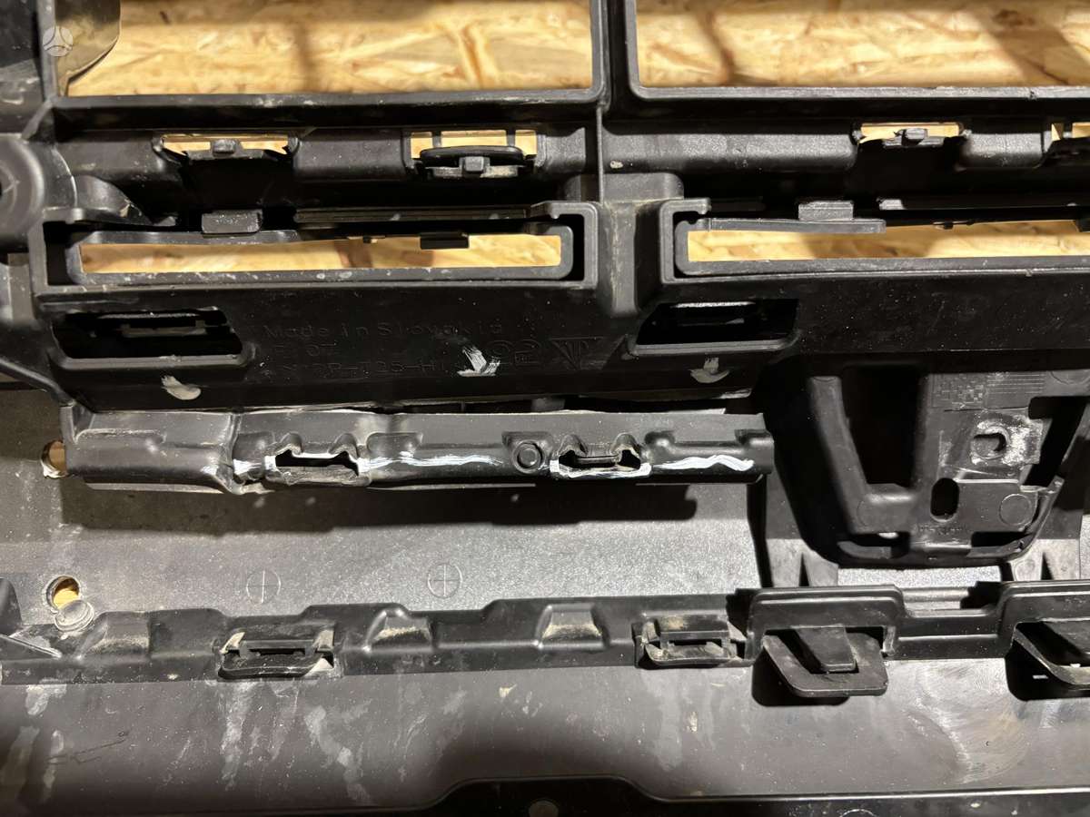 Porsche Cayenne, 9Y0807221F, Cen25716